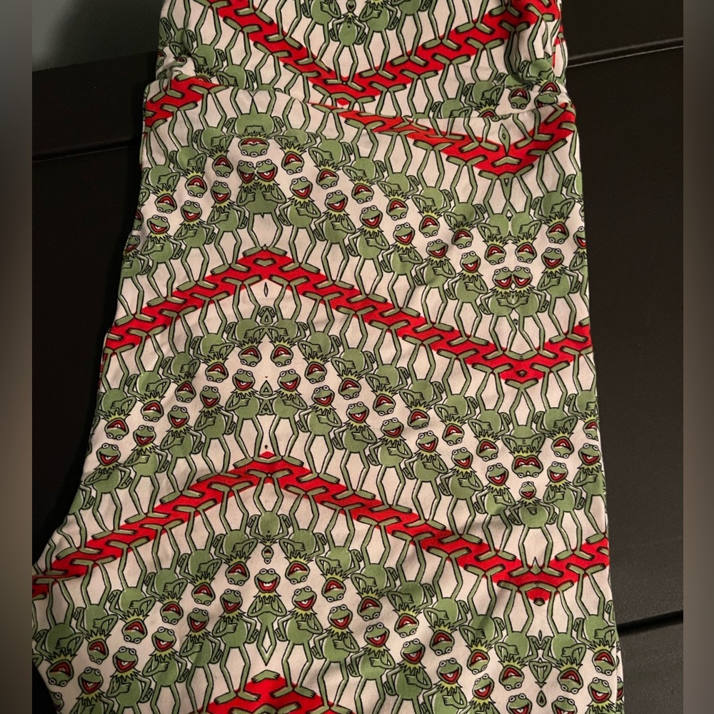 LulaRoe Kermit Leggings